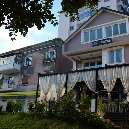 Royal Hotel Peshkopi Albania Esterno foto