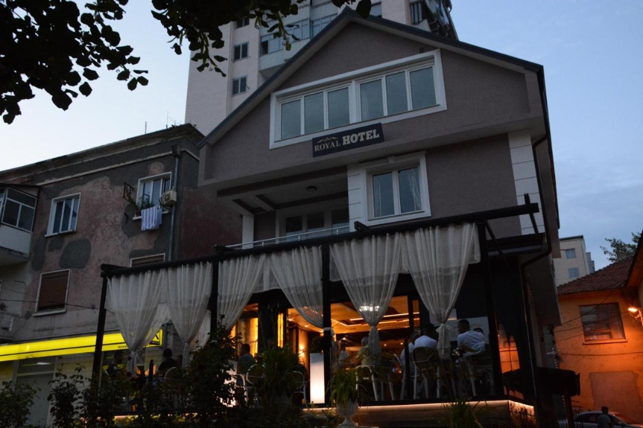 Royal Hotel Peshkopi Albania Esterno foto
