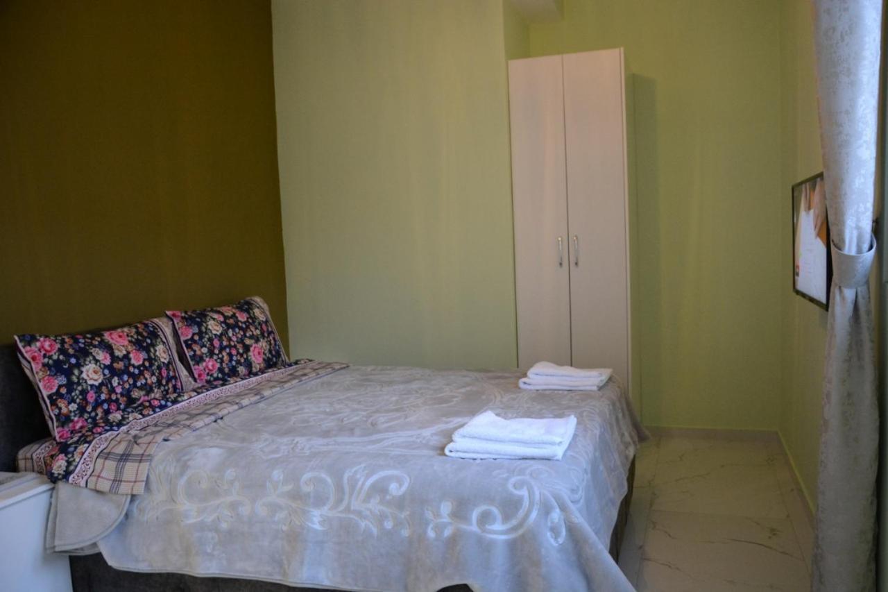 Royal Hotel Peshkopi Albania Esterno foto