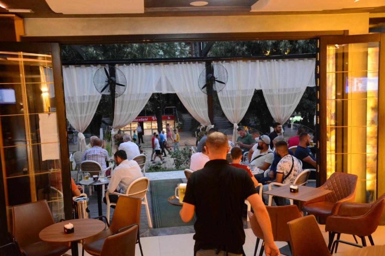 Royal Hotel Peshkopi Albania Esterno foto